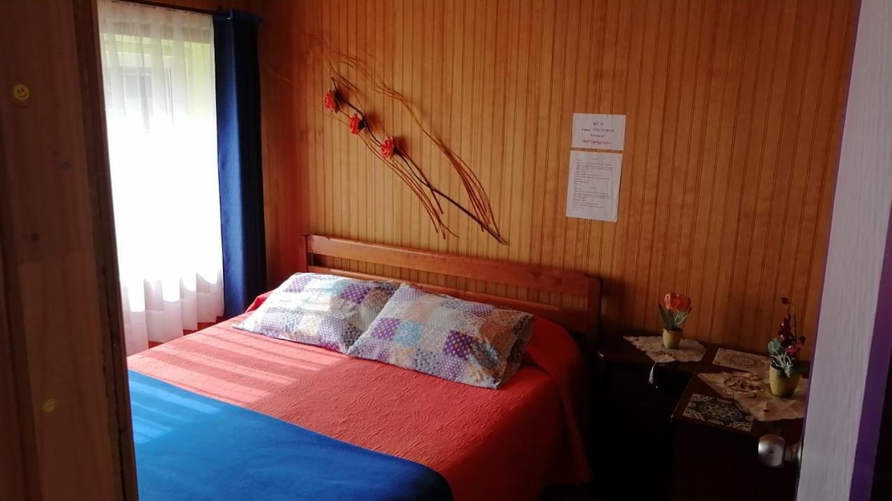 פוארטו מונט "Mi Hostal Tu Casa" Hostal Familiar Solo Empresas, Turistas Y Viajeros Espacio Para Bicicletas Y Motos מראה חיצוני תמונה