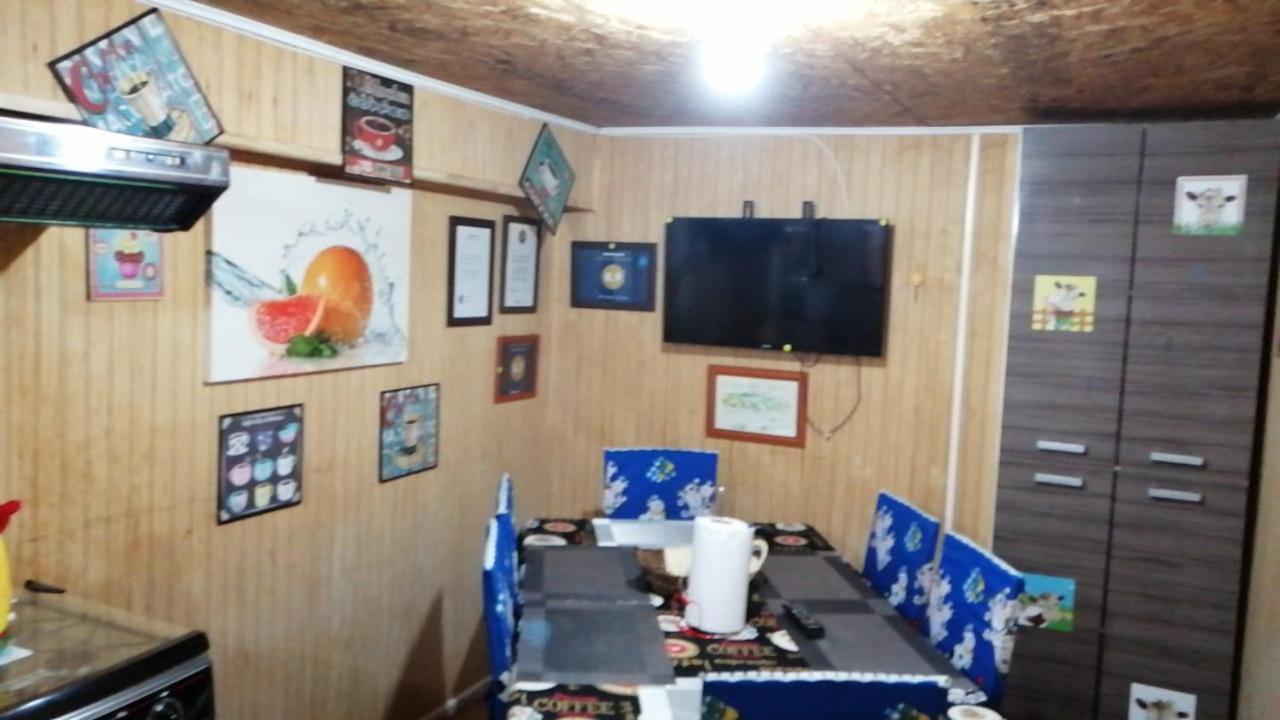 פוארטו מונט "Mi Hostal Tu Casa" Hostal Familiar Solo Empresas, Turistas Y Viajeros Espacio Para Bicicletas Y Motos מראה חיצוני תמונה